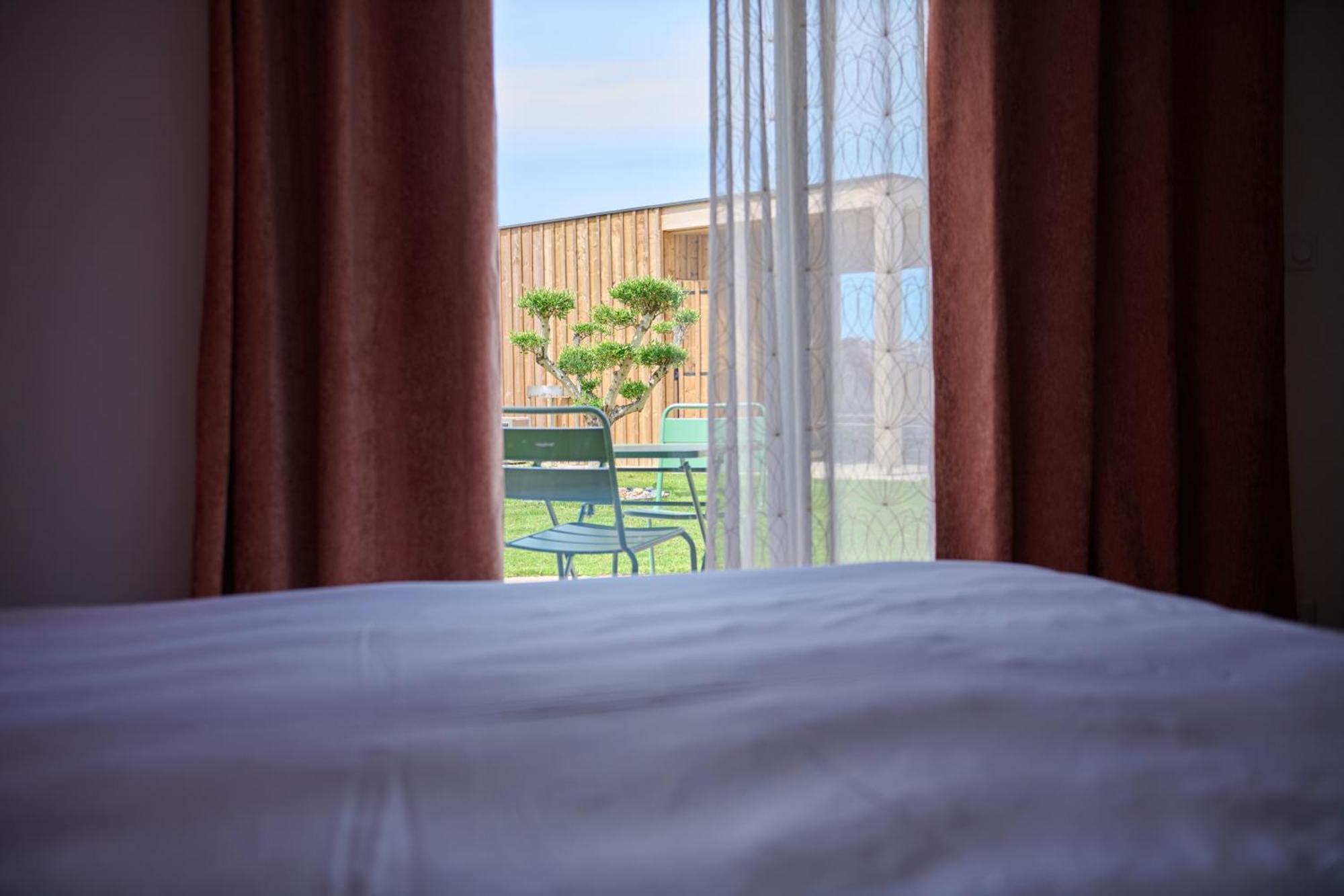 Le Repaire Lagardere Bed & Breakfast Lussac  Екстериор снимка