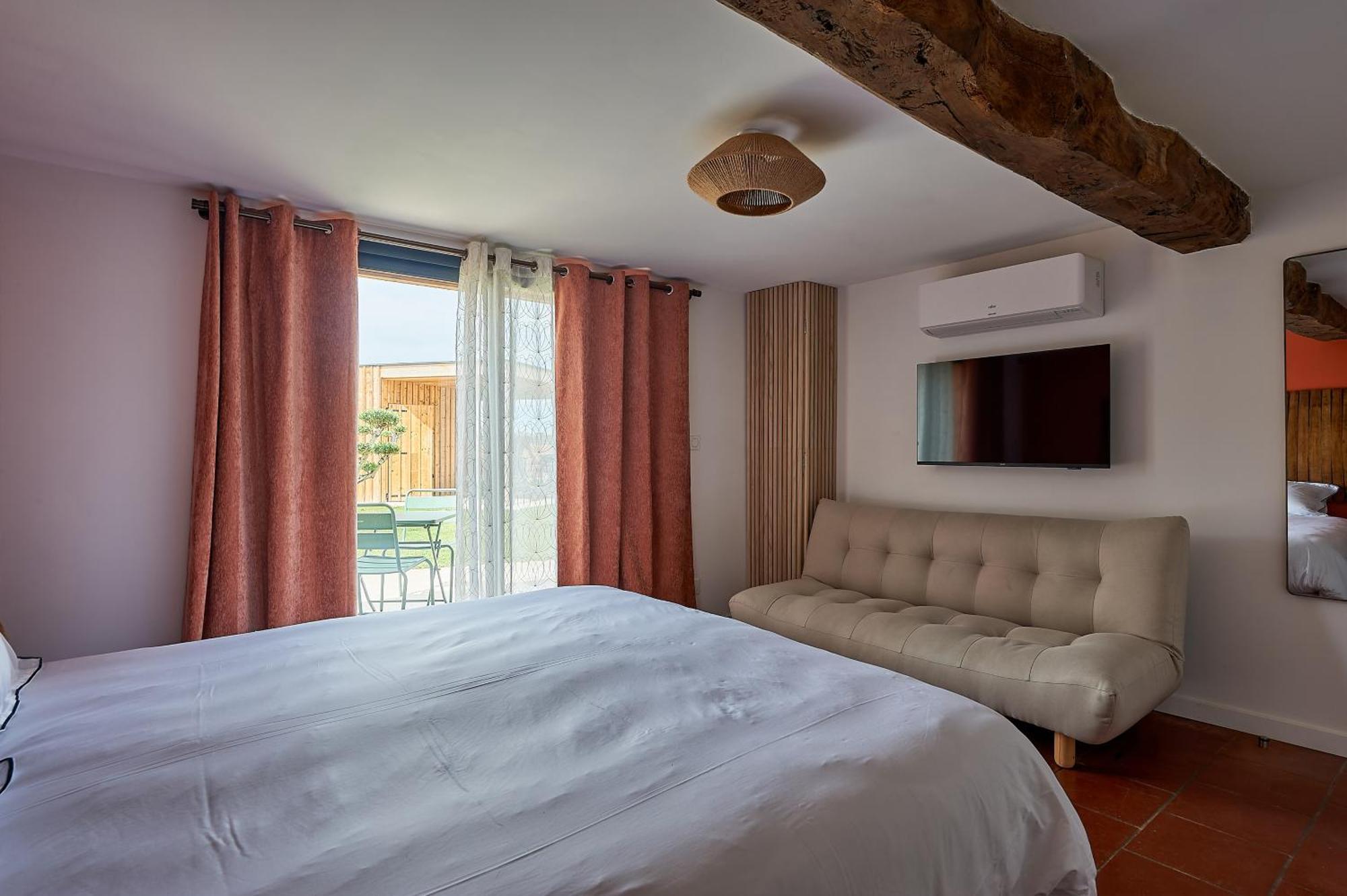 Le Repaire Lagardere Bed & Breakfast Lussac  Екстериор снимка