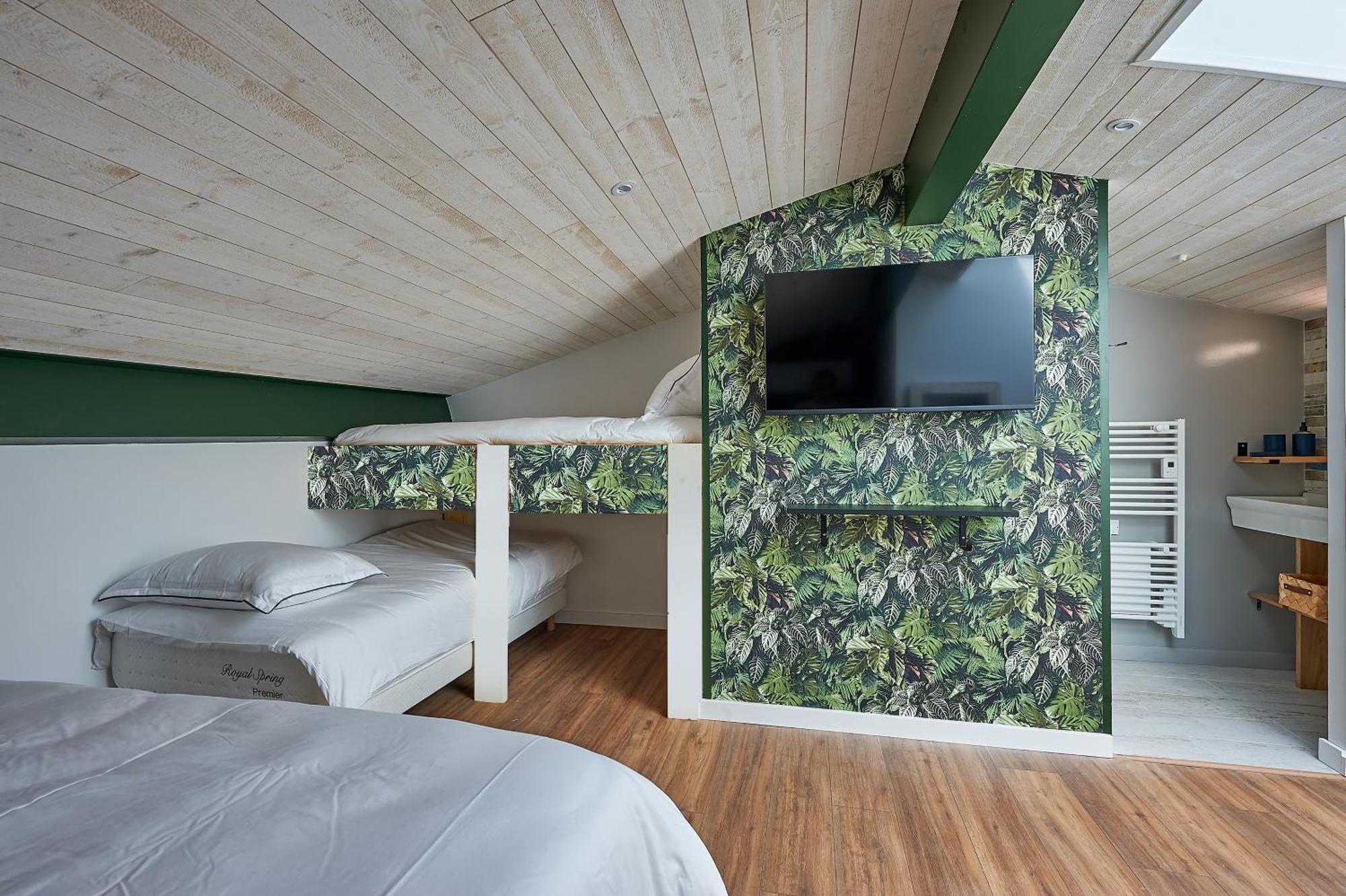 Le Repaire Lagardere Bed & Breakfast Lussac  Екстериор снимка